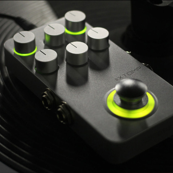 Hotone XTOMP stompbox effekt pedál
