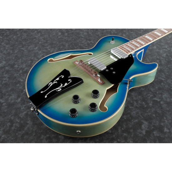 Ibanez GB10EM-JBB George Benson signature jazzgitár