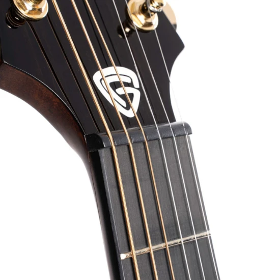 Cort Luxe II elektro-akkusztikus gitár tokkal