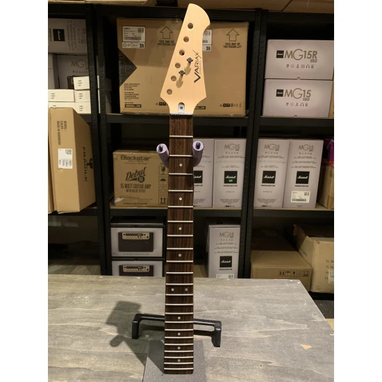 Line6 Variax Standard nyak