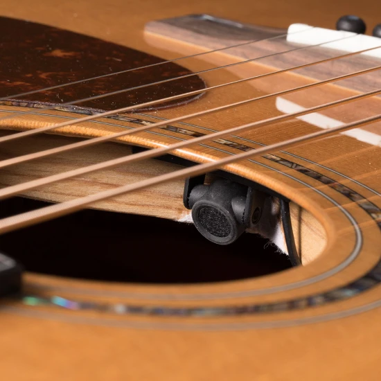 Cort Gold A6 elektro-akusztikus gitár tokkal